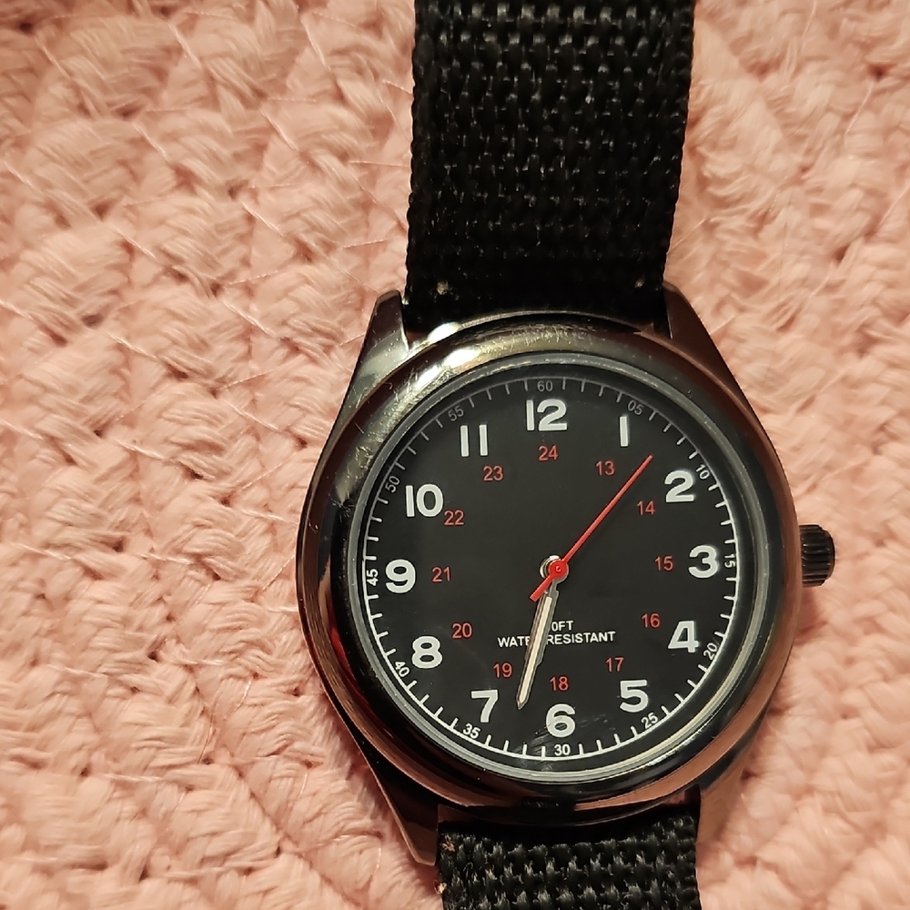 Black Nylon Strap Watch - Picture 2 of 4